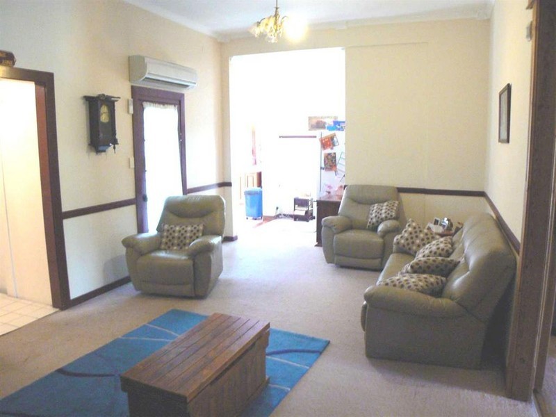 5  Jackson St, Pialba QLD 4655