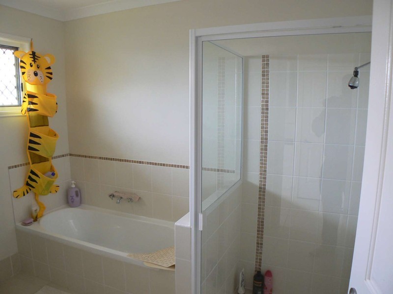 9 Dundee Dr, Kawungan QLD 4655