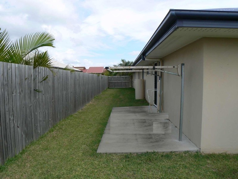 9 Dundee Dr, Kawungan QLD 4655