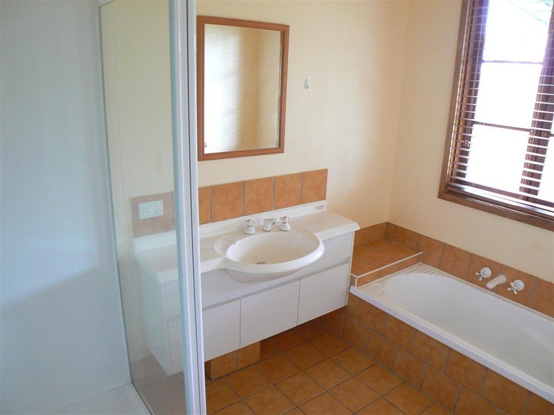 23 Hamilton Road, Howard QLD 4659