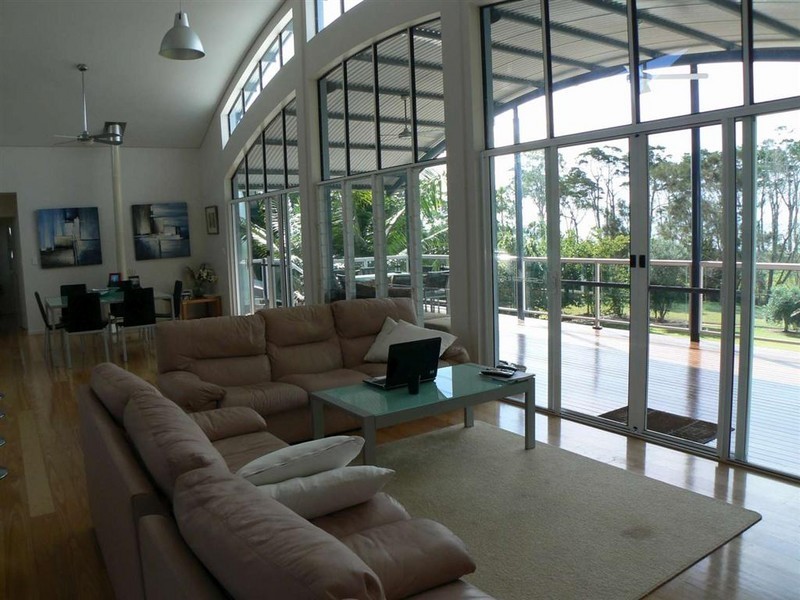 23 Ocean Park Dr, Dundowran Beach QLD 4655