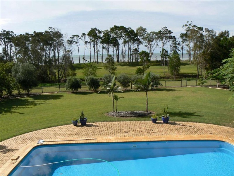 23 Ocean Park Dr, Dundowran Beach QLD 4655