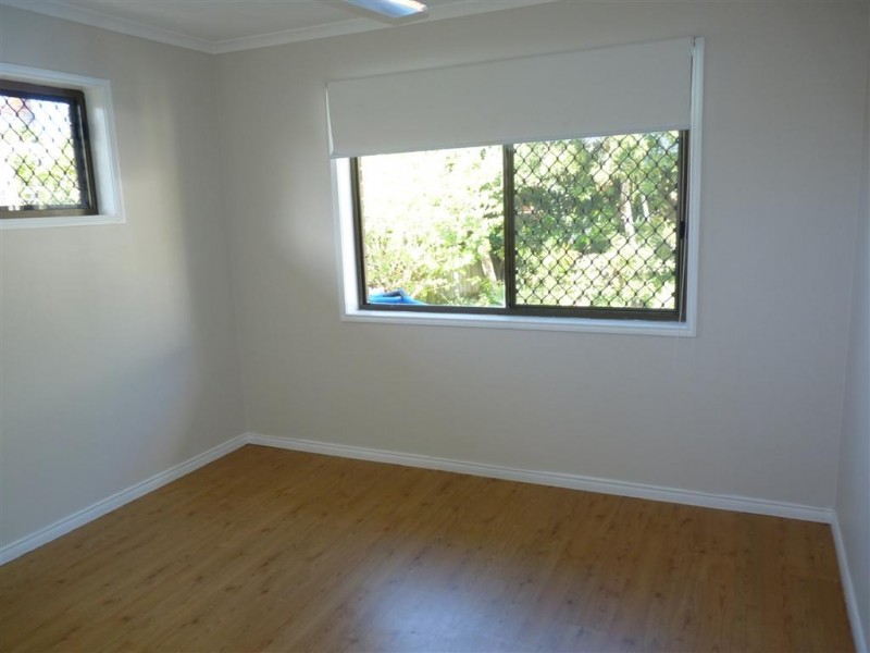 40 Limpus St, Urangan QLD 4655