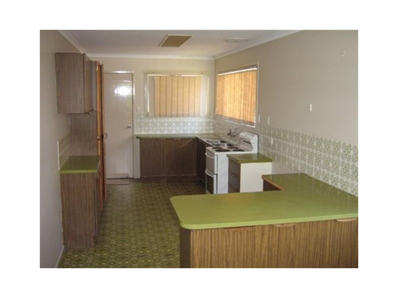 26 Esplanade, Point Vernon QLD 4655