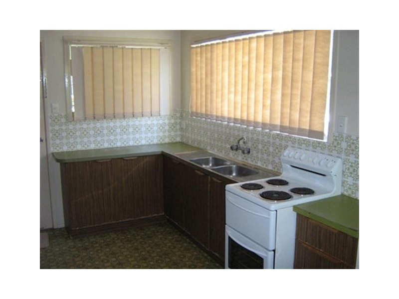 26 Esplanade, Point Vernon QLD 4655