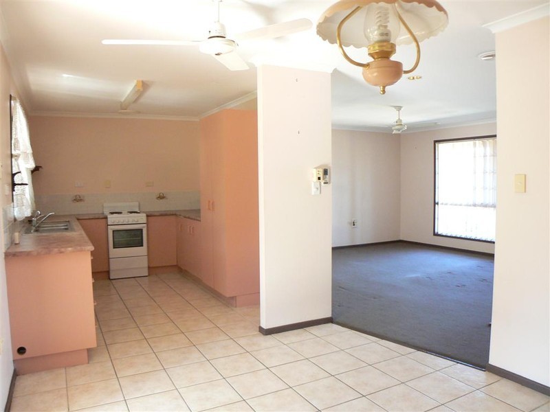 11 Wilkin St, River Heads QLD 4655