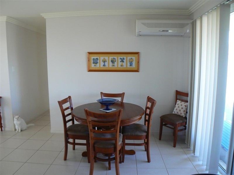 Unit 2/78 Pembridge Cct, Urraween QLD 4655