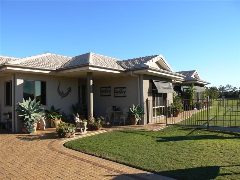 6 Bayley Court, Urraween QLD 4655