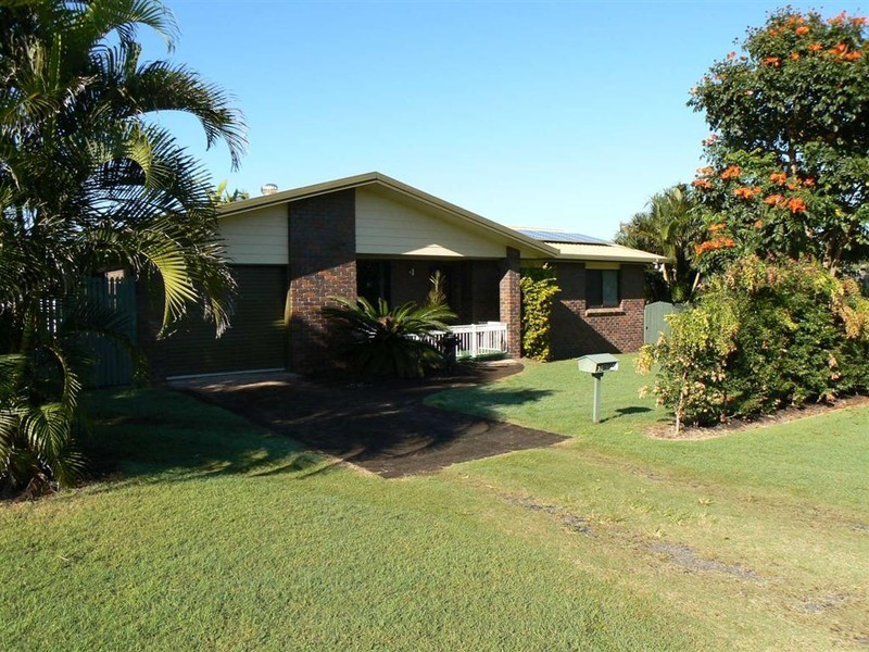 35 Old Maryborough Rd, Pialba QLD 4655