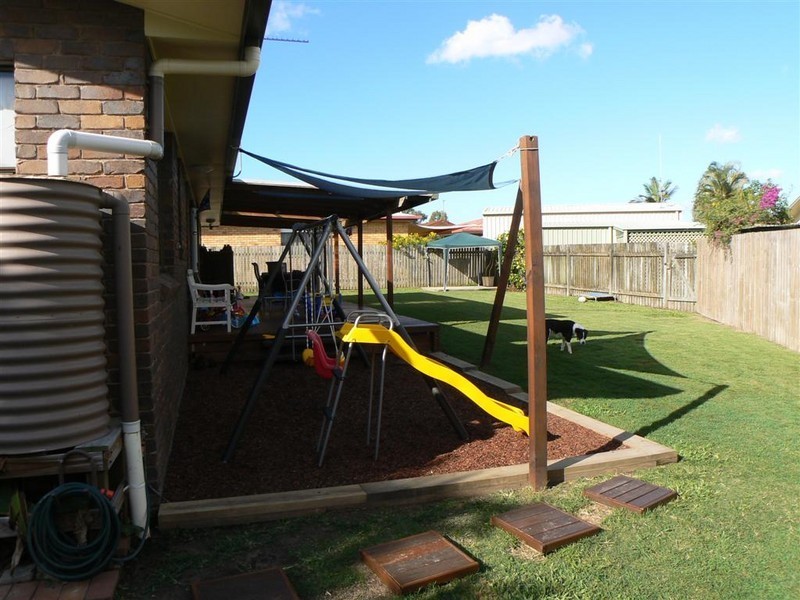 35 Old Maryborough Rd, Pialba QLD 4655