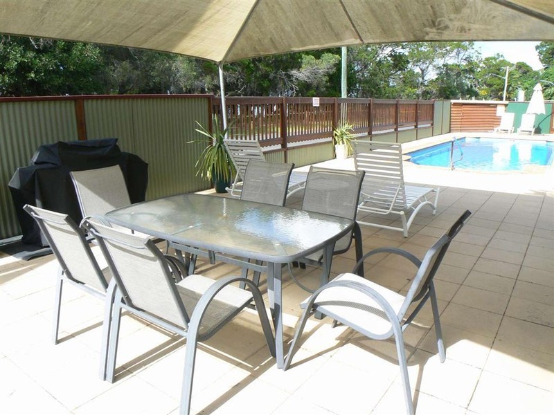 Unit 3/651 Charlton Esplanade, Urangan QLD 4655