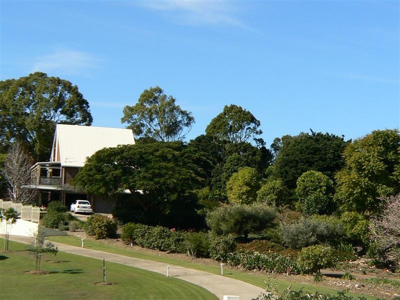 4 Balmoral Court, Urraween QLD 4655