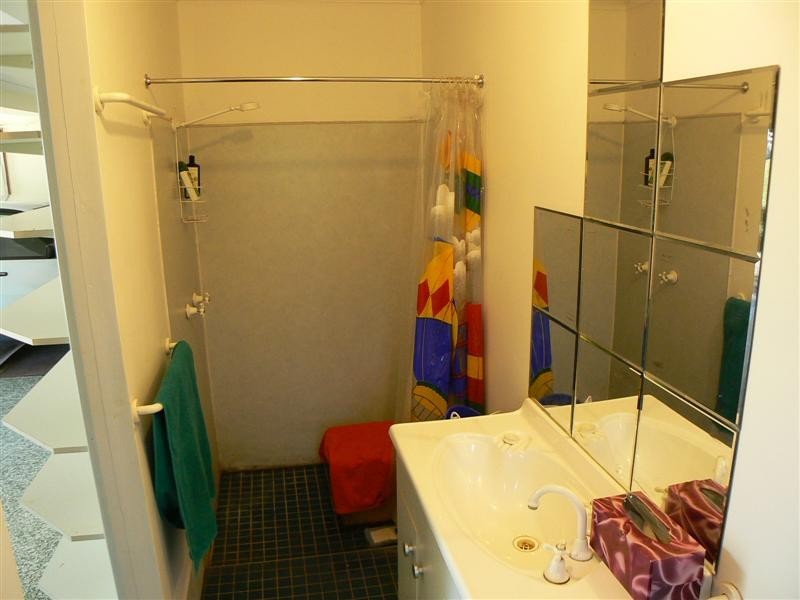 4 Balmoral Court, Urraween QLD 4655