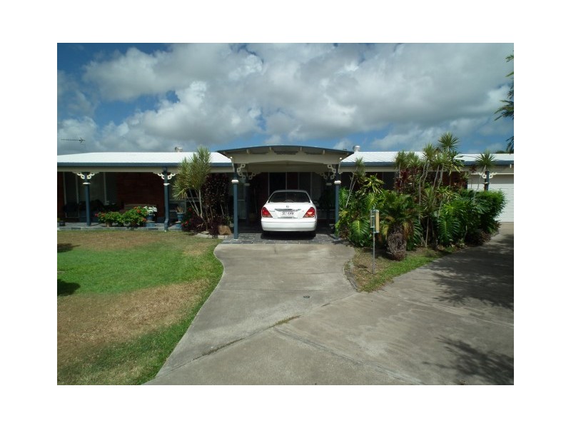 17 Mackenzie Ct, Pialba QLD 4655