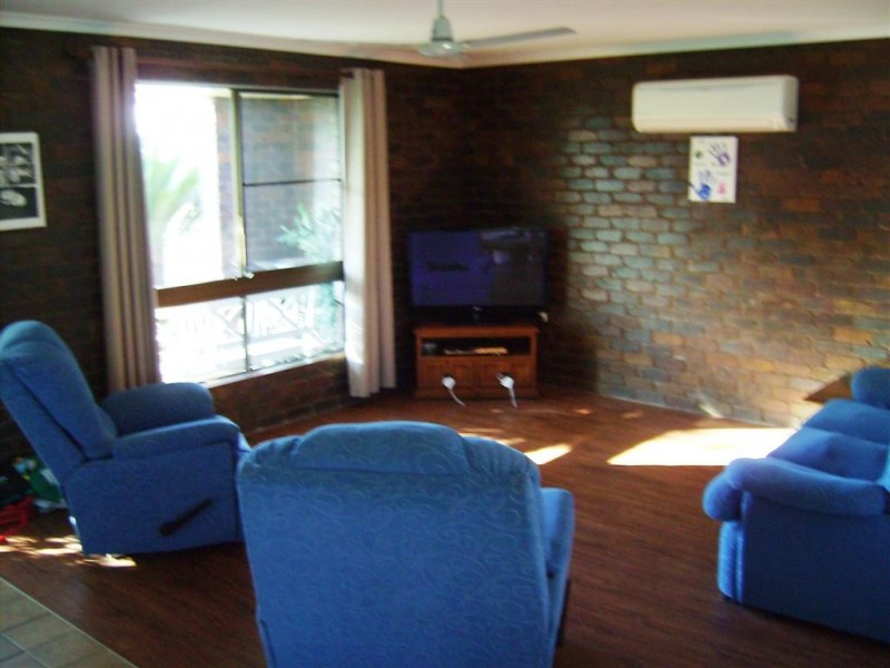 35 Old Maryborough Rd, Pialba QLD 4655