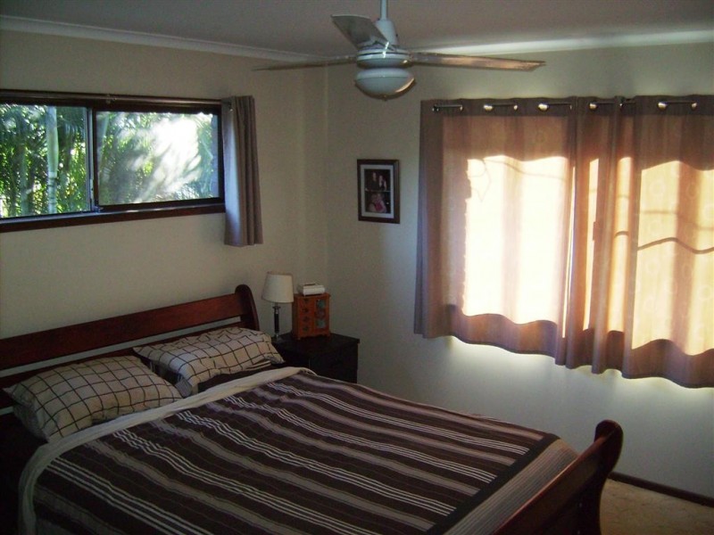 35 Old Maryborough Rd, Pialba QLD 4655