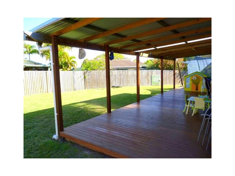 35 Old Maryborough Rd, Pialba QLD 4655