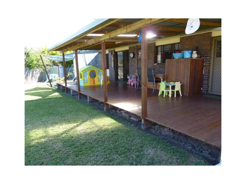 35 Old Maryborough Rd, Pialba QLD 4655