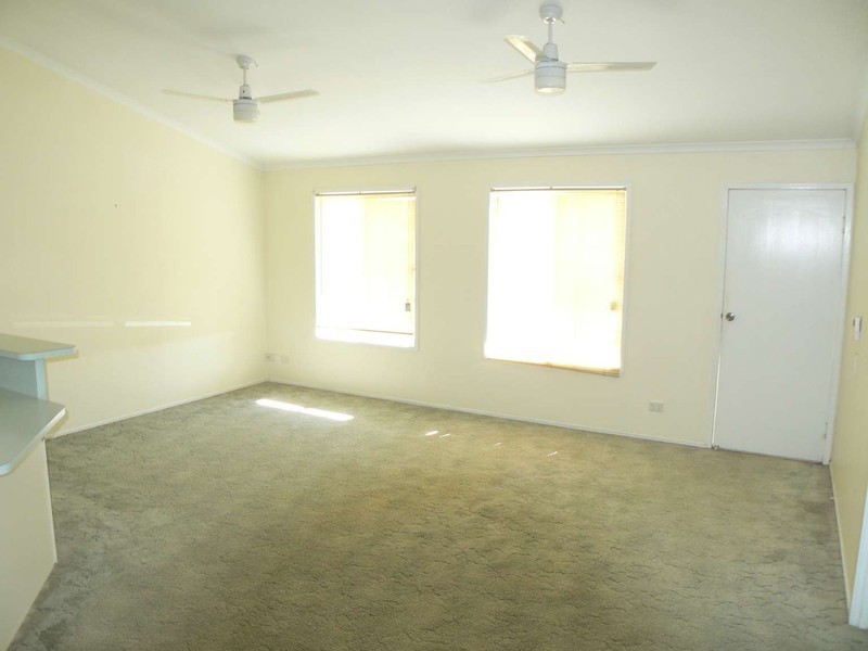 Unit 4/274 Main St, Kawungan QLD 4655