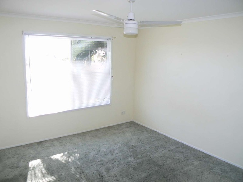 Unit 4/274 Main St, Kawungan QLD 4655