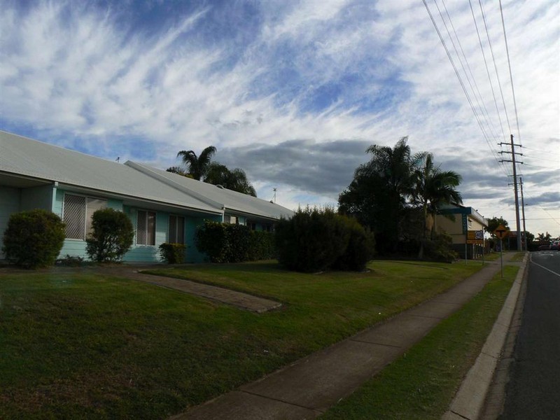 Unit 4/274 Main St, Kawungan QLD 4655