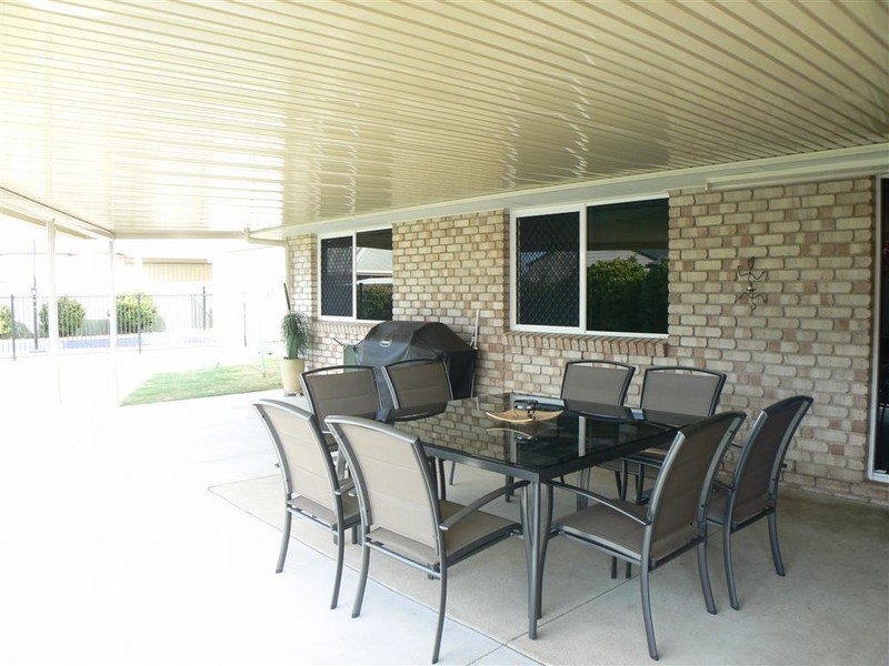 56 Mackay Dr, Kawungan QLD 4655
