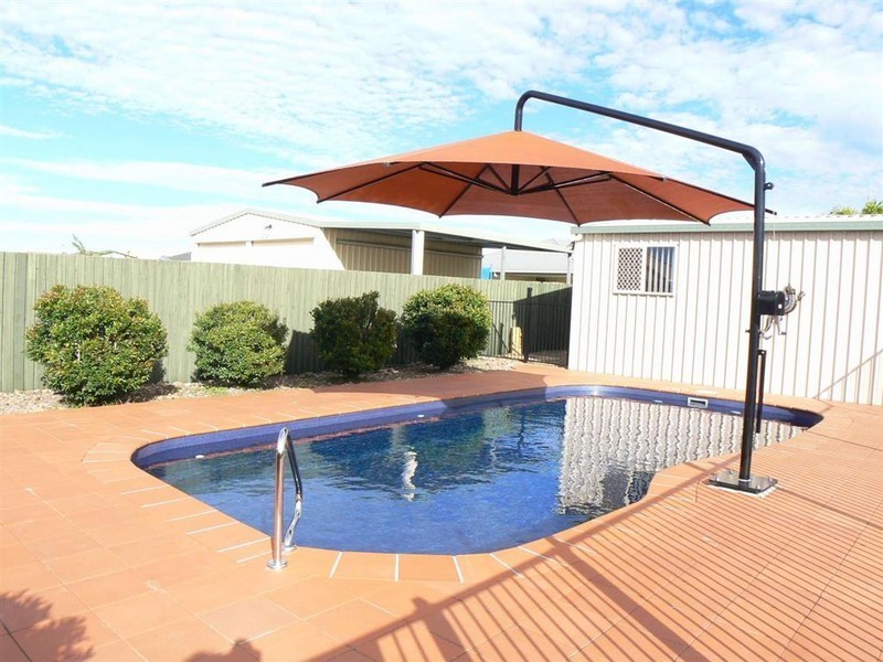 56 Mackay Dr, Kawungan QLD 4655