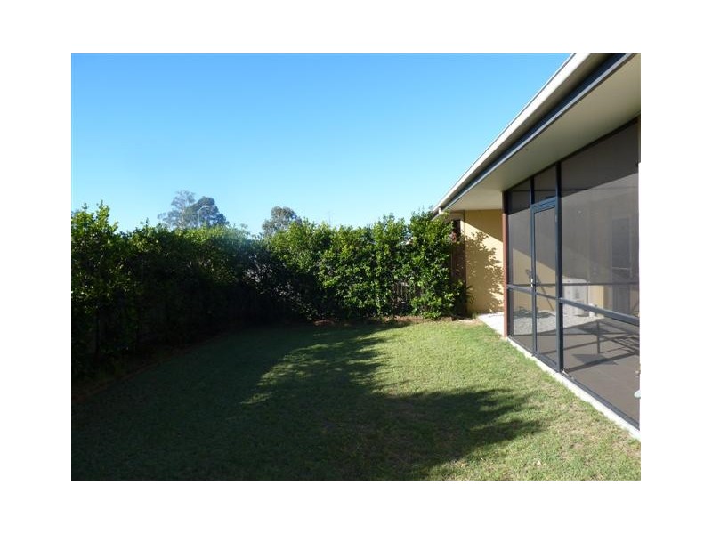 1/230 Pulgul St (The Domain), Urangan QLD 4655