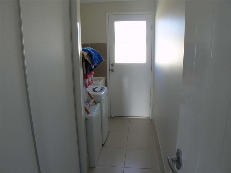 5 Honey Myrtle Cl, Burrum Heads QLD 4659