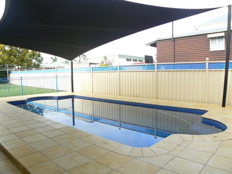 69 Cheapside St, Maryborough QLD 4650