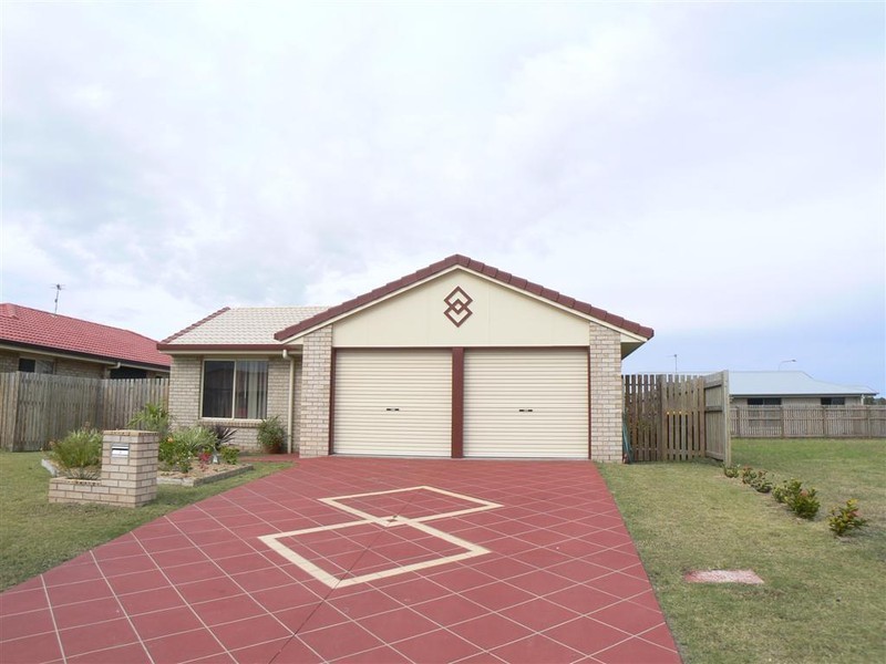 3 Dory Drive, Point Vernon QLD 4655