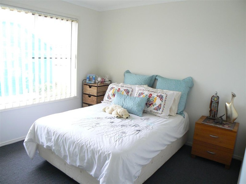 3 Dory Drive, Point Vernon QLD 4655