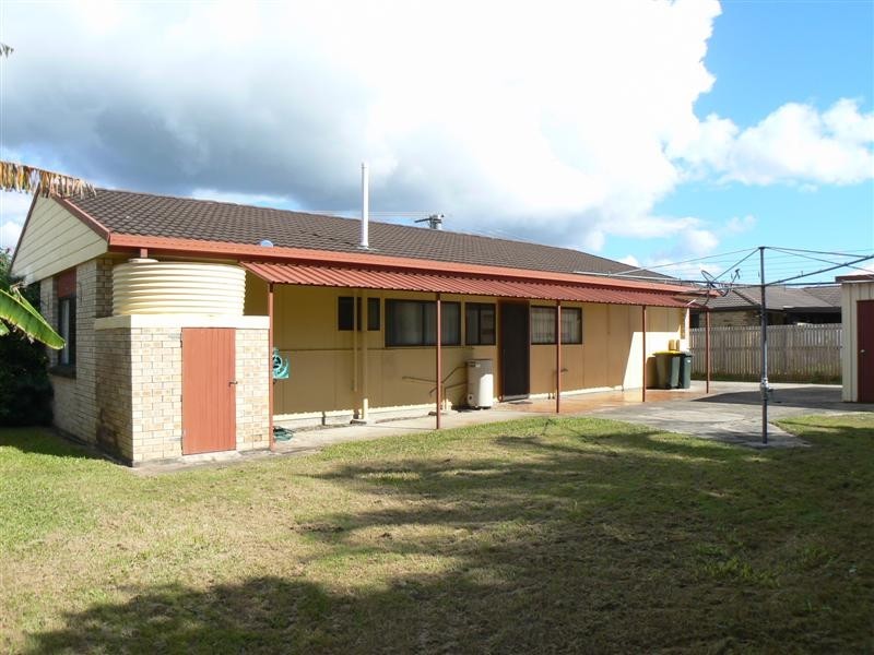 14 Kuruman St, Scarness QLD 4655