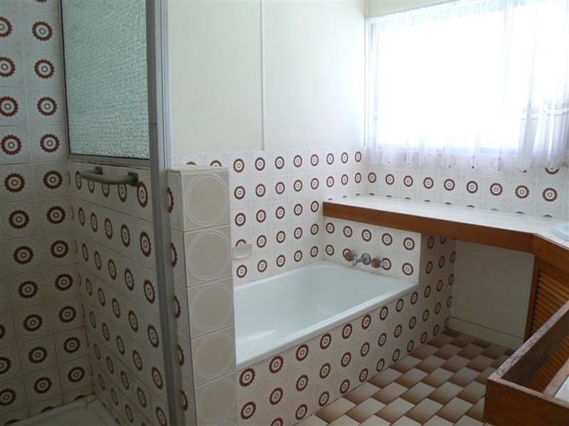 14 Kuruman St, Scarness QLD 4655