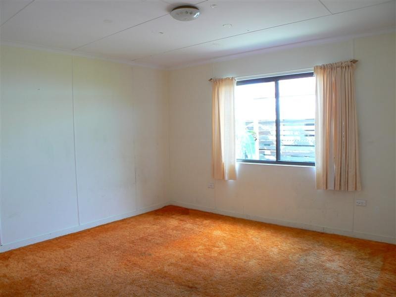 14 Kuruman St, Scarness QLD 4655