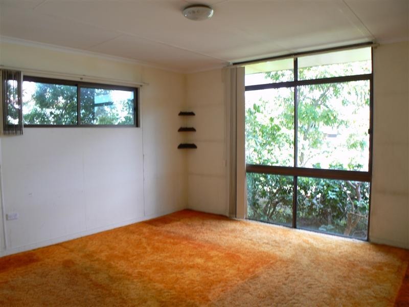 14 Kuruman St, Scarness QLD 4655