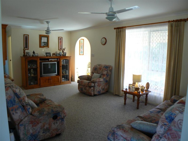 10 Harvard Pl, Urraween QLD 4655