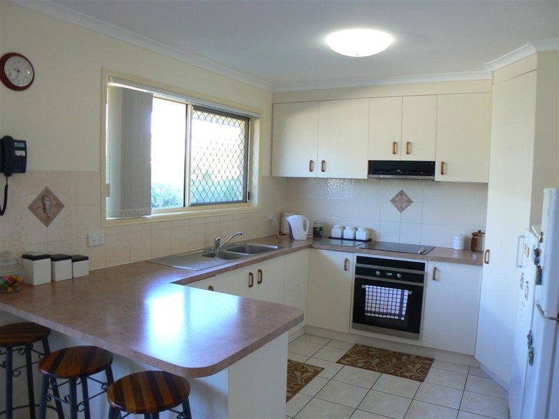 10 Harvard Pl, Urraween QLD 4655