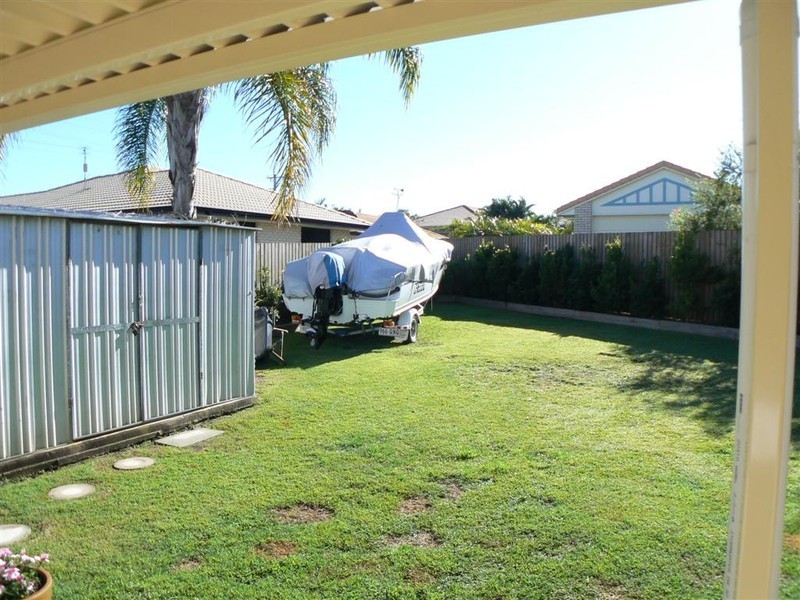 10 Harvard Pl, Urraween QLD 4655