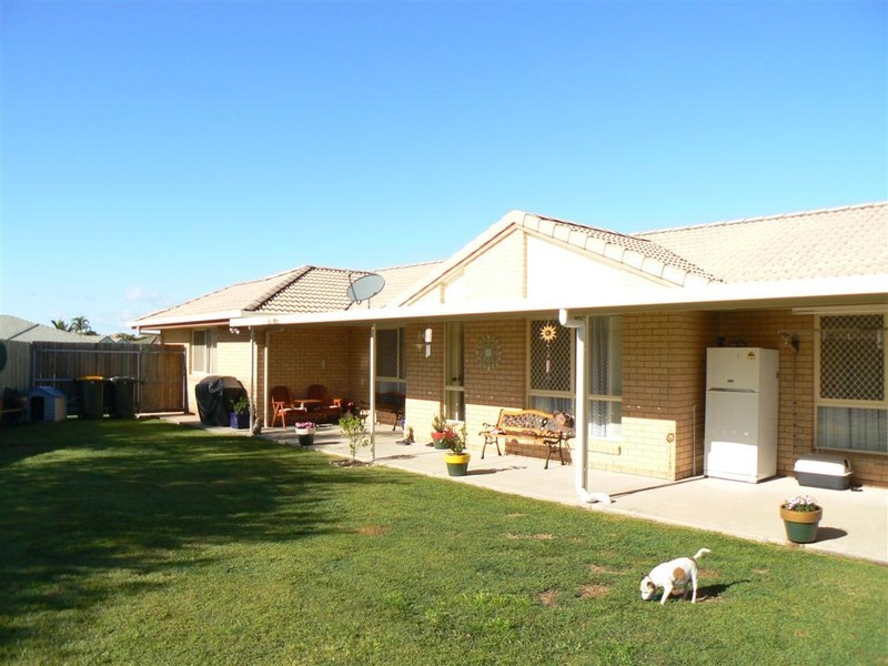 10 Harvard Pl, Urraween QLD 4655