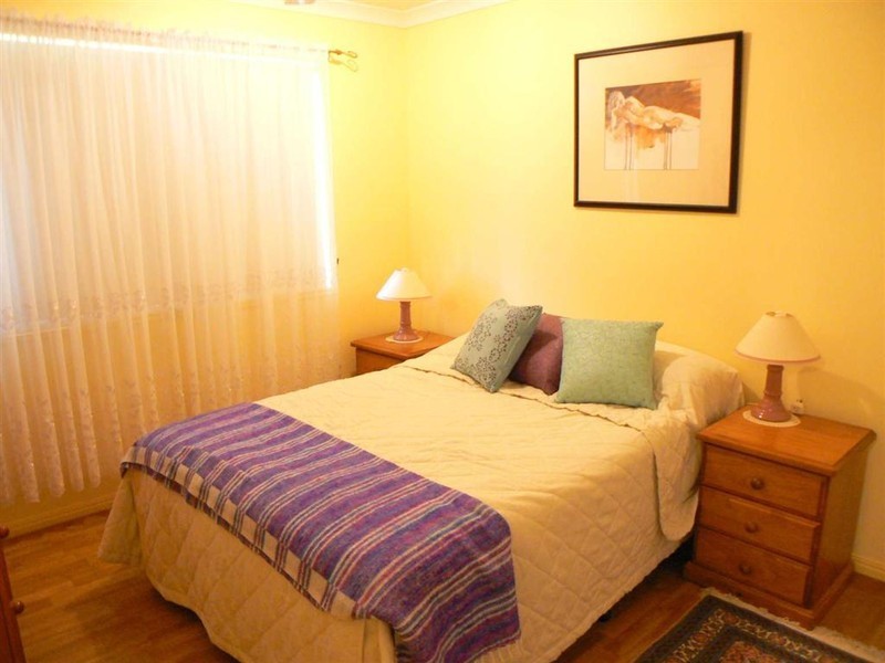 25 Marineview Ave, Scarness QLD 4655