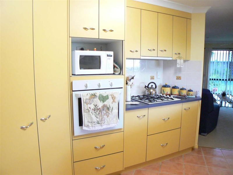 25 Marineview Ave, Scarness QLD 4655