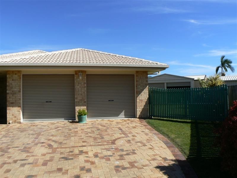 15 Karina Ct, Urangan QLD 4655
