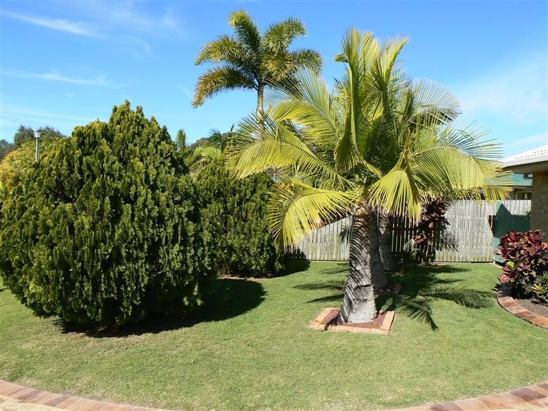 15 Karina Ct, Urangan QLD 4655