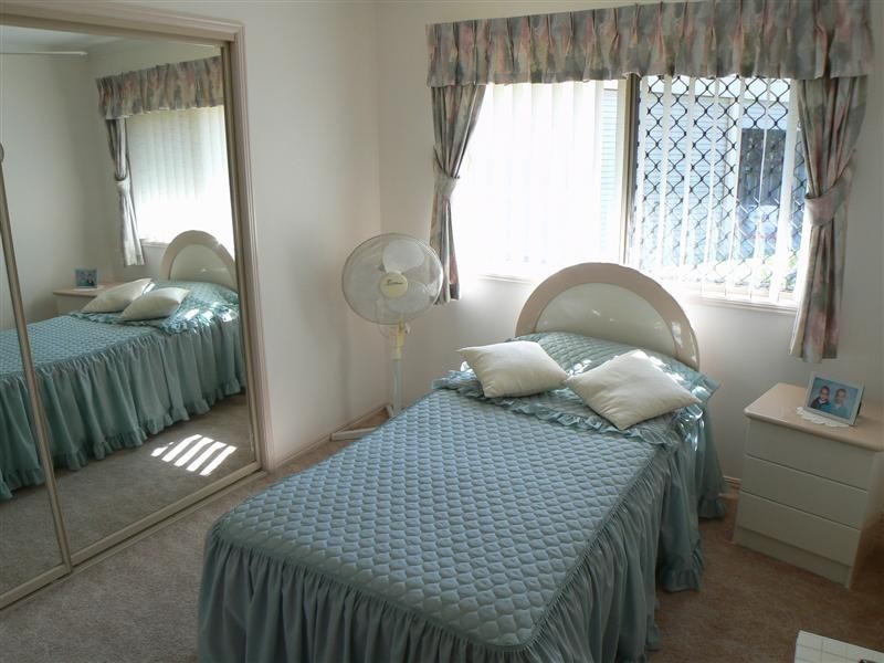 15 Karina Ct, Urangan QLD 4655