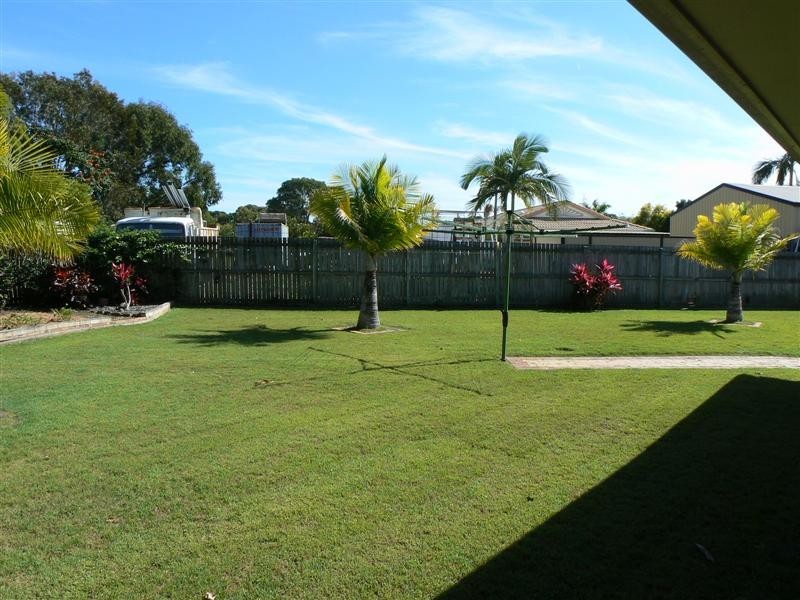 15 Karina Ct, Urangan QLD 4655