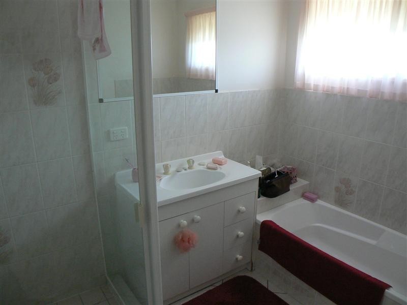15 Karina Ct, Urangan QLD 4655