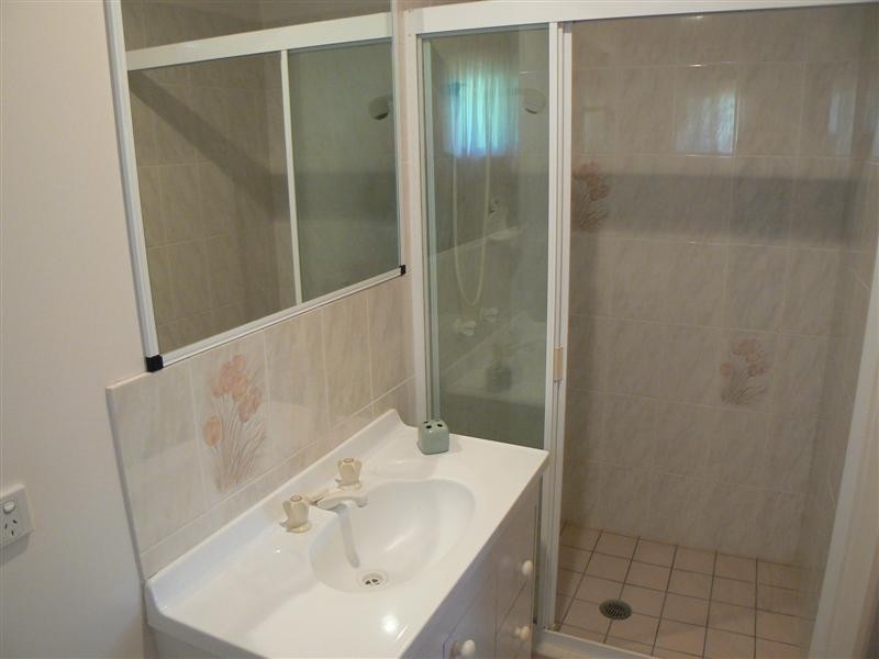 15 Karina Ct, Urangan QLD 4655