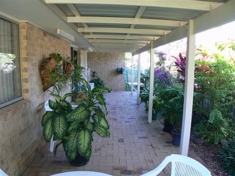 15 Karina Ct, Urangan QLD 4655