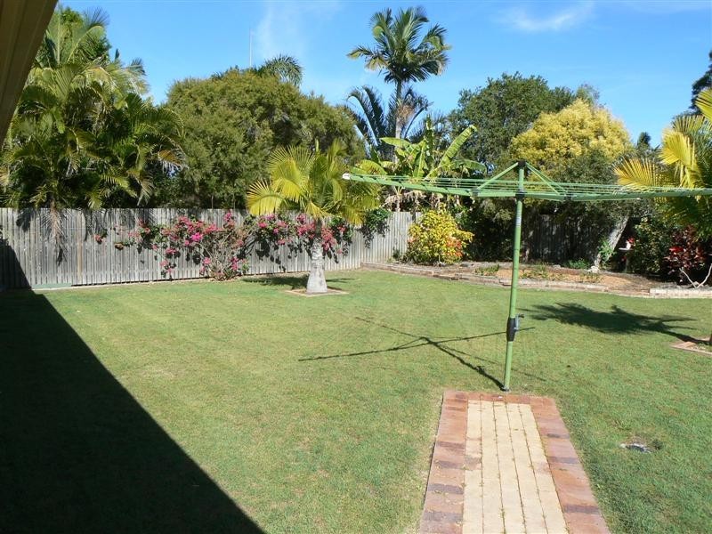 15 Karina Ct, Urangan QLD 4655